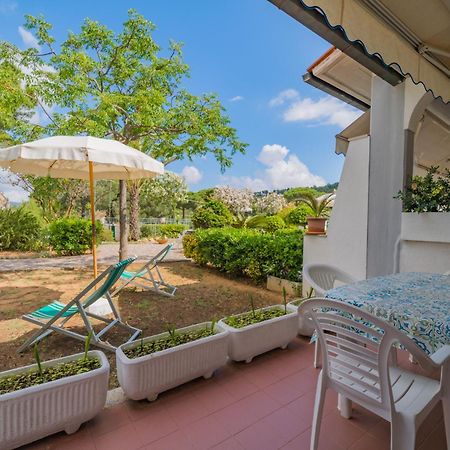 Residence Baia Delle Grazie Casa Morcone Zewnętrze zdjęcie