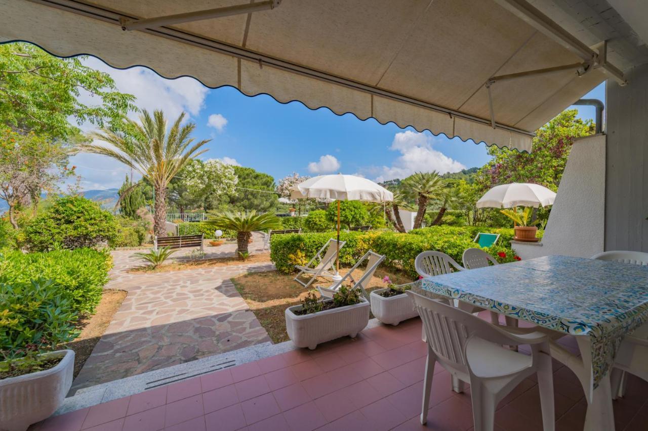 Residence Baia Delle Grazie Casa Morcone Zewnętrze zdjęcie