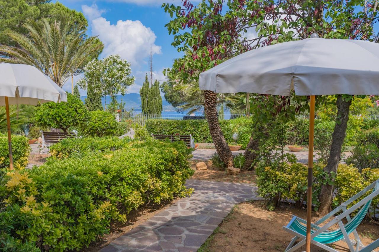 Residence Baia Delle Grazie Casa Morcone Zewnętrze zdjęcie