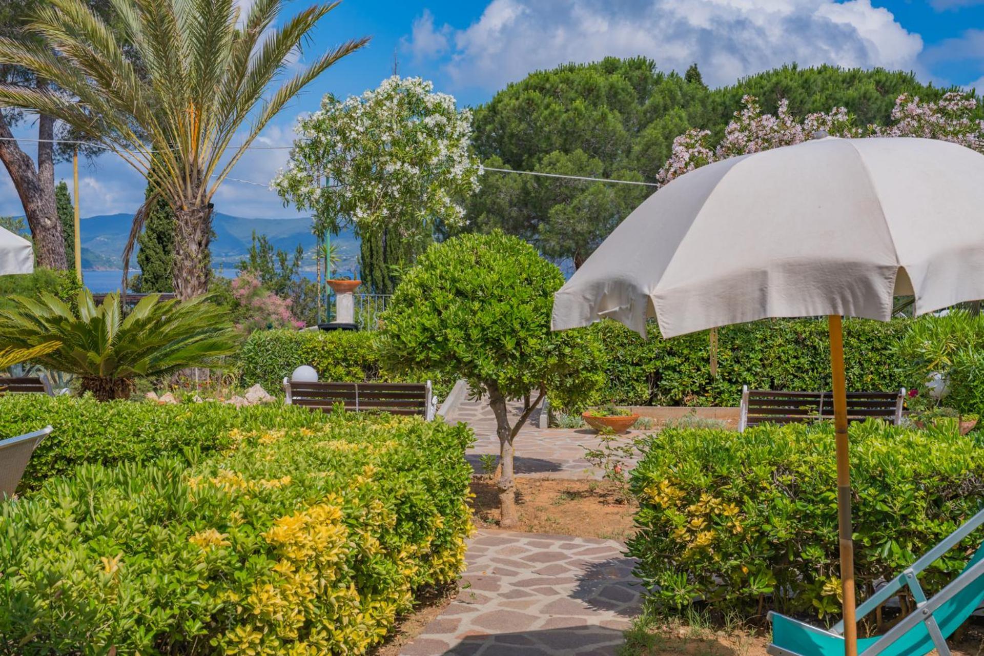 Residence Baia Delle Grazie Casa Morcone Zewnętrze zdjęcie