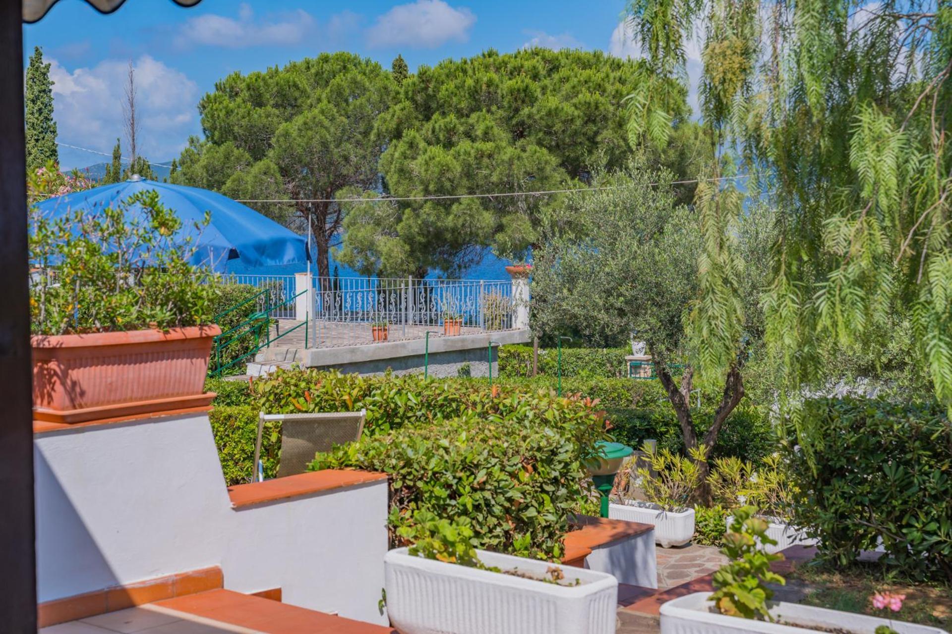 Residence Baia Delle Grazie Casa Morcone Zewnętrze zdjęcie